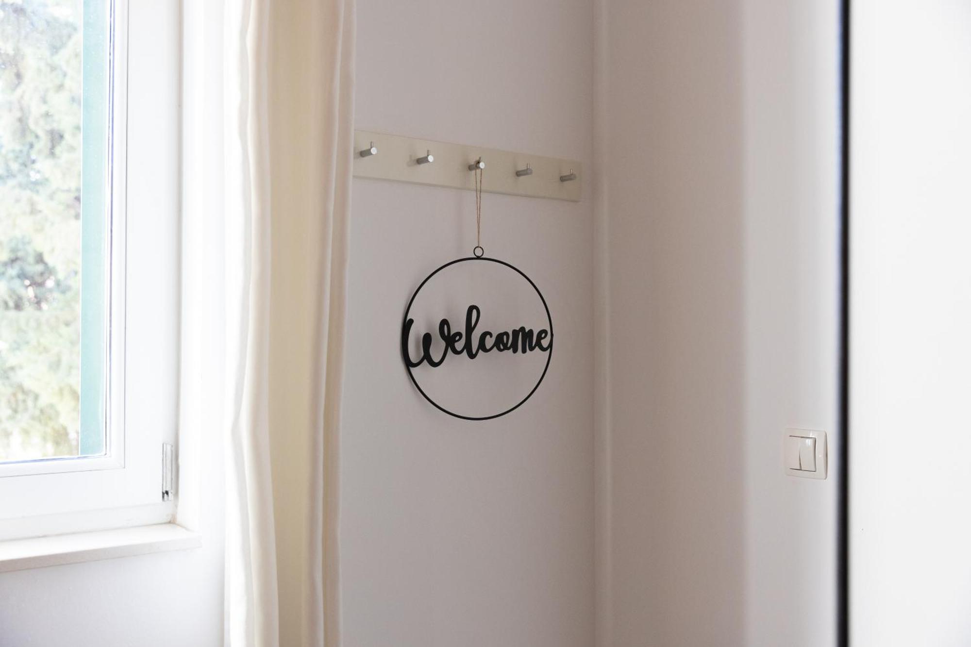 Central Split Rooms And Apartments Paese Екстериор снимка